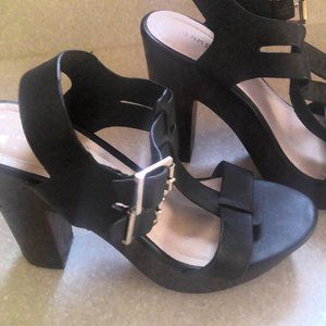 BAMBO BLACK LEATHER 5 INCH BLOCK HEEL WOMENS SANDAL -SIZE 8